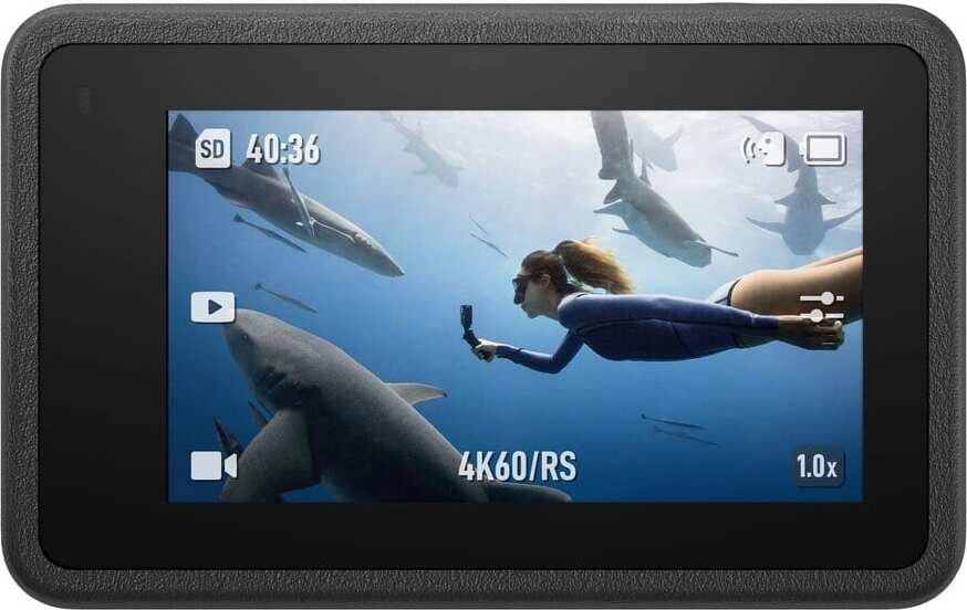 На фото изображено Экшн-камера DJI Osmo Action 4 Adventure Combo