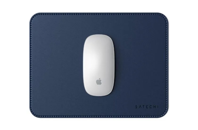 На фото изображено Коврик Satechi Eco Leather Mouse Pad для компьютерной мыши, синий